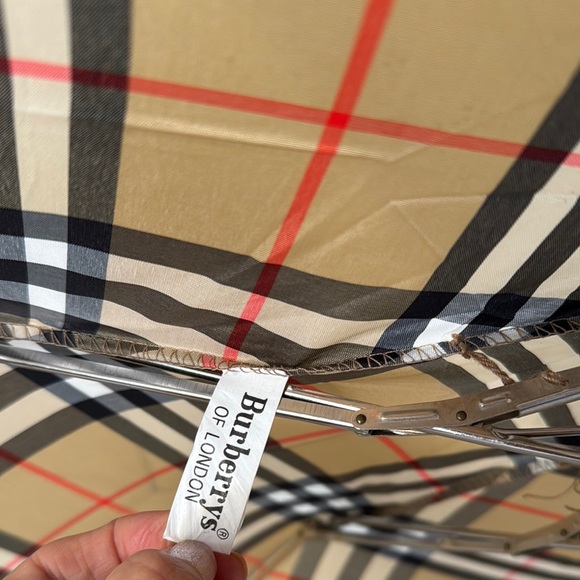Burberry Beige and Black Check Umbrella - Picture 10 of 11